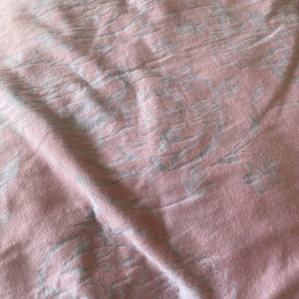 Top - Picture 2 of 3